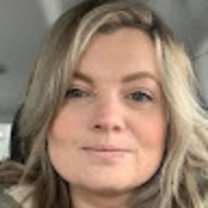 Meet your Posher, Carolyn